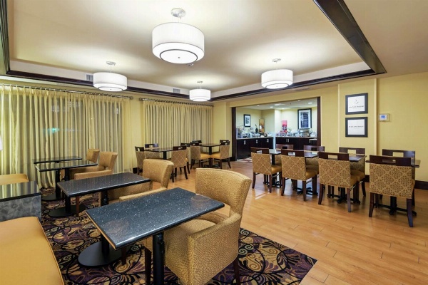 Hampton Inn By Hilton Baton Rouge-I-10 And College Dr. image 4